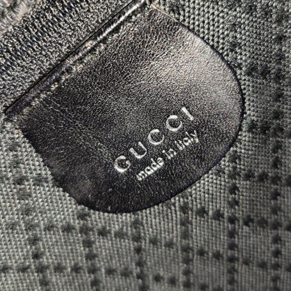 Gucci  Nylon and Leather Bag. - Picture 8 of 10